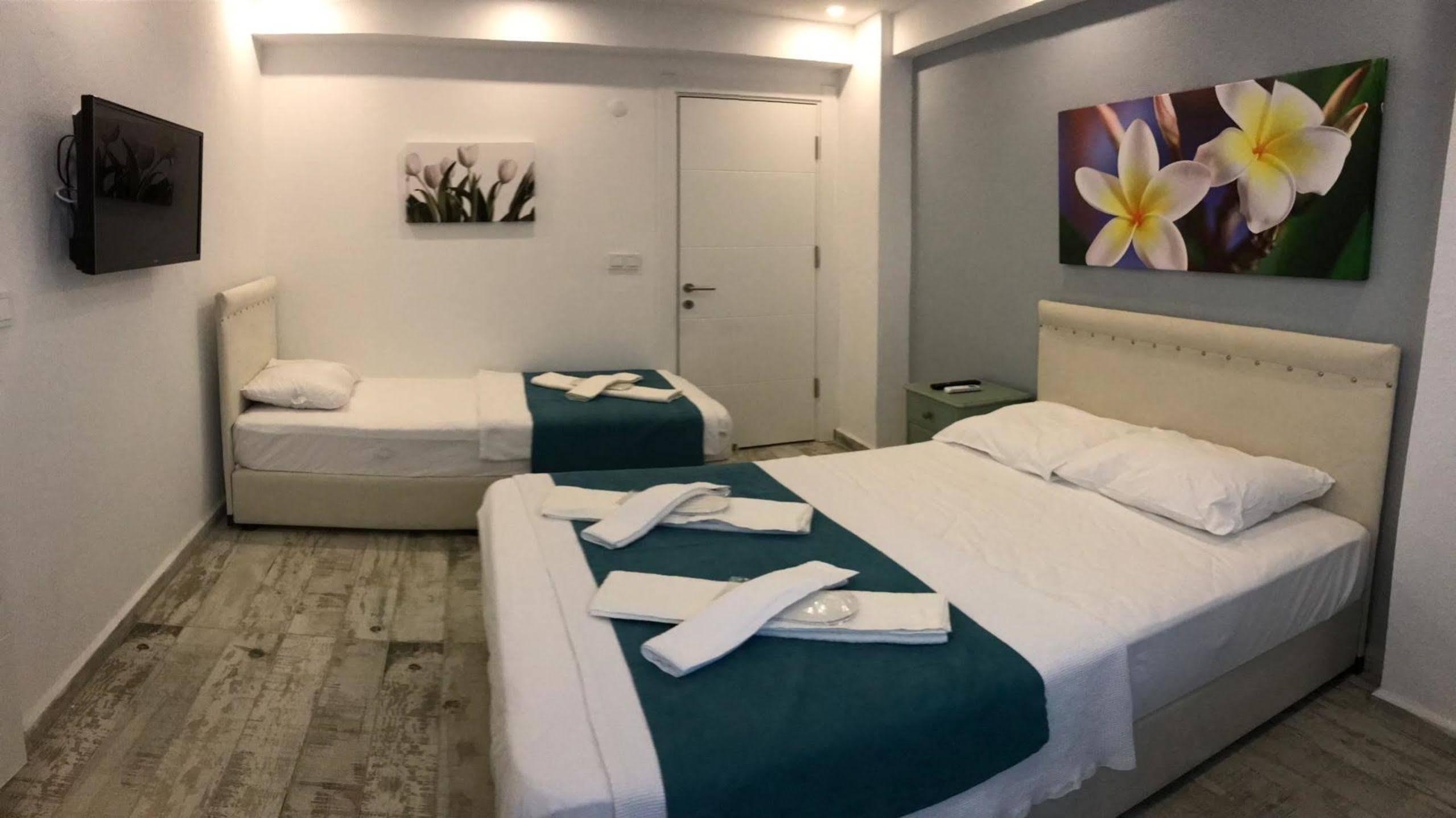 Tenes Otel Бозджаада Екстериор снимка