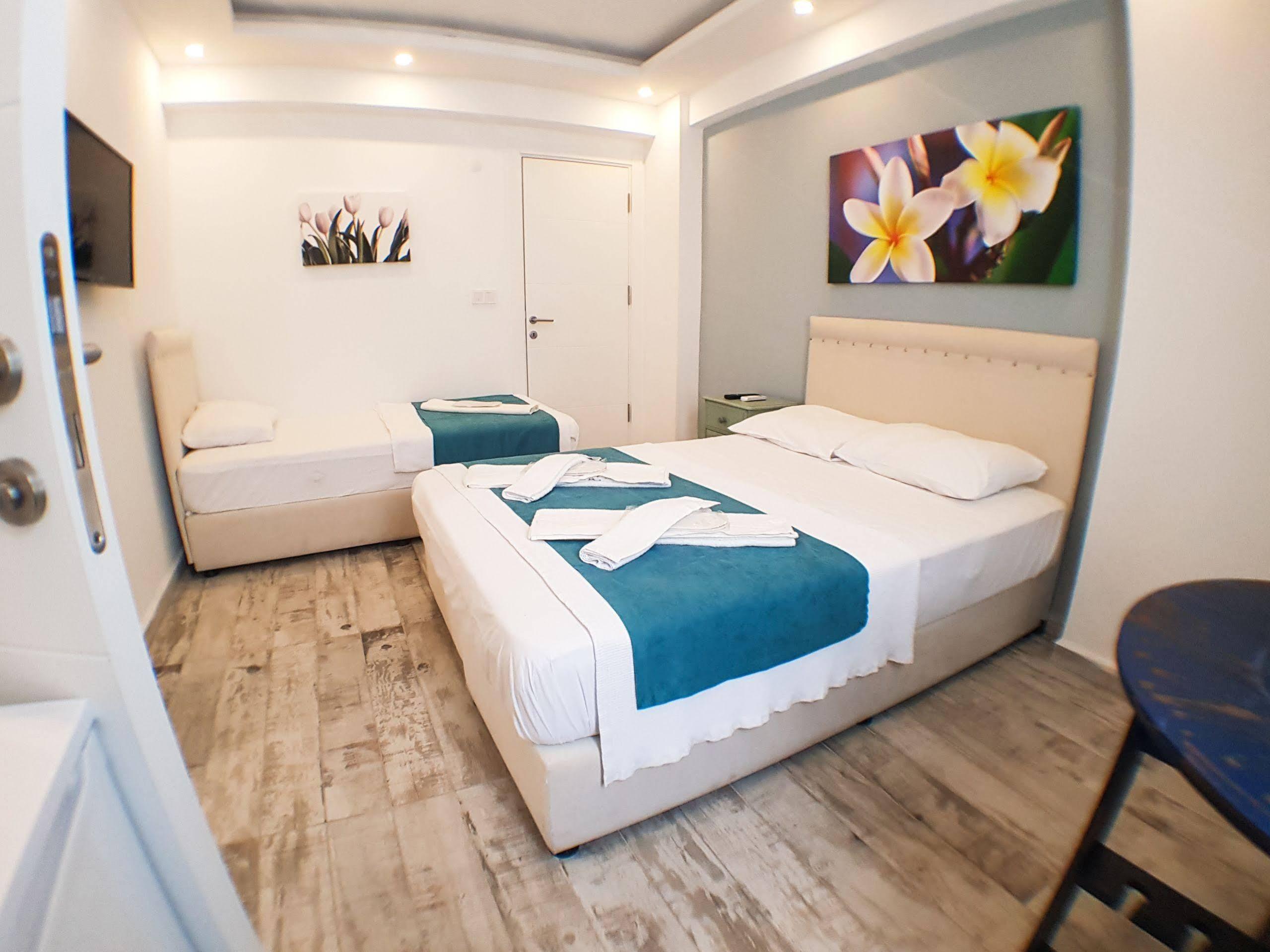 Tenes Otel Бозджаада Екстериор снимка