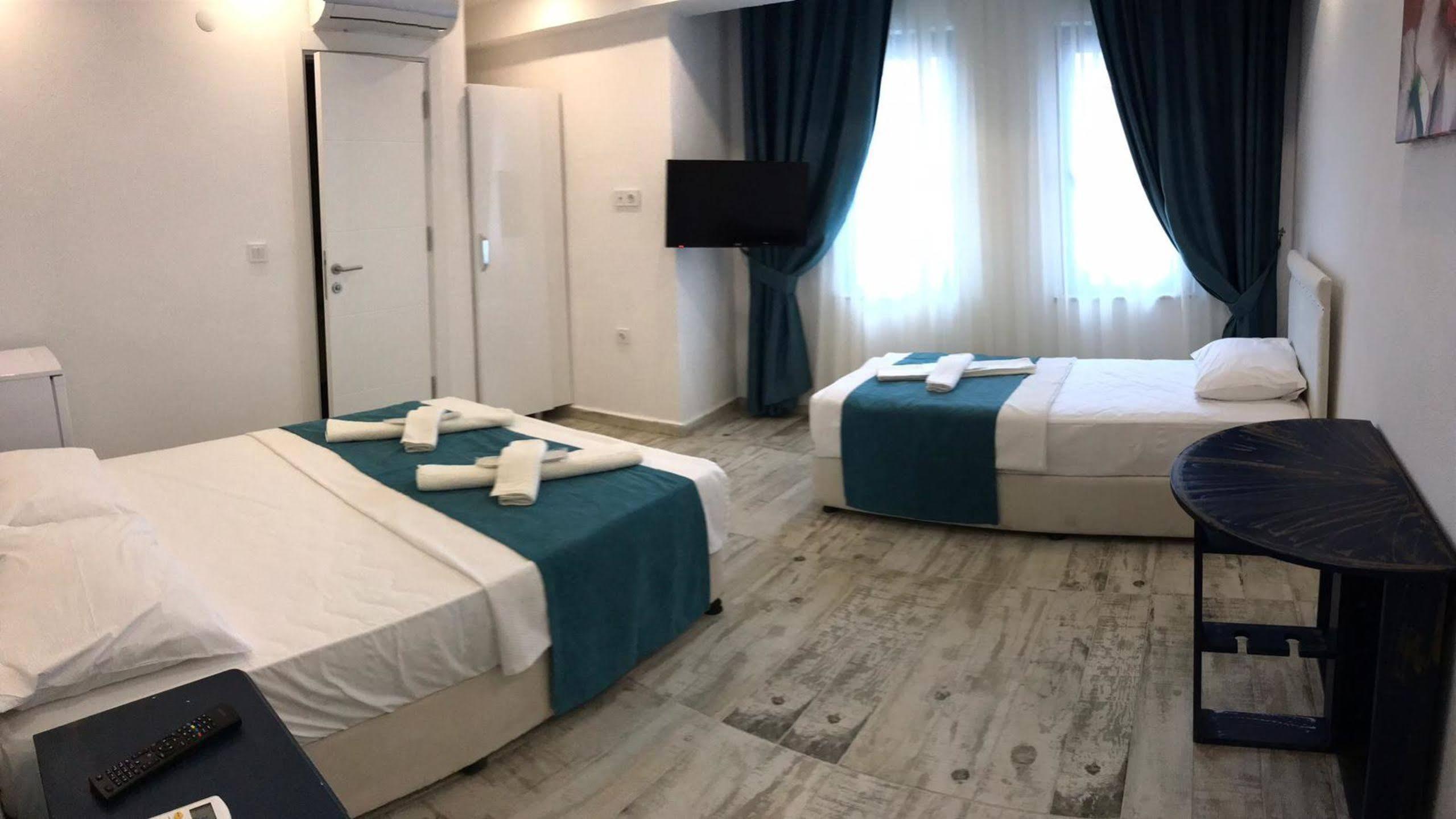 Tenes Otel Бозджаада Екстериор снимка
