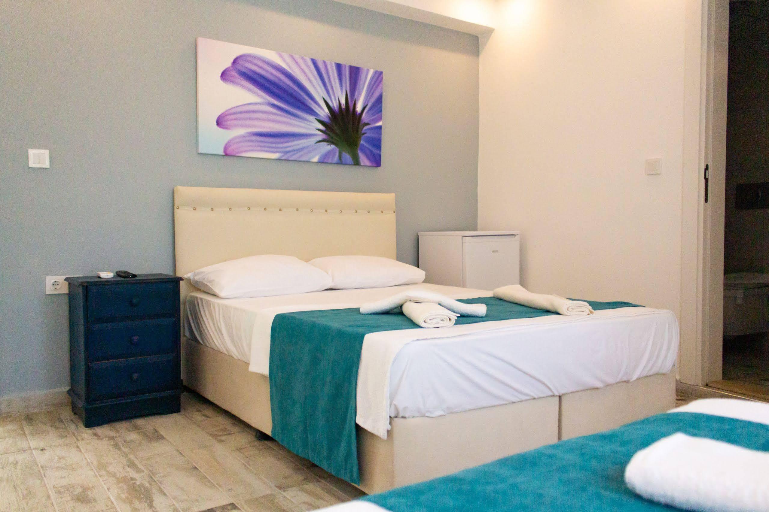 Tenes Otel Бозджаада Екстериор снимка